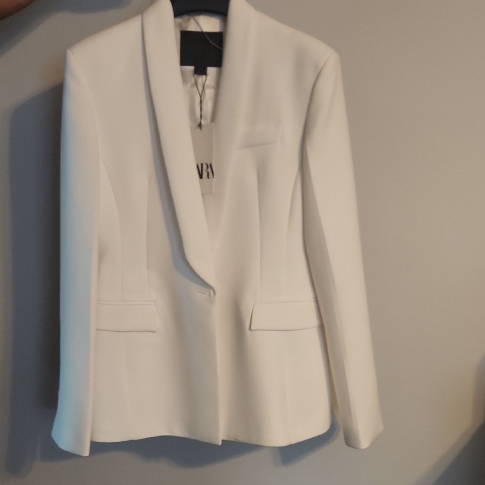 Zara Women's Cream Blazer